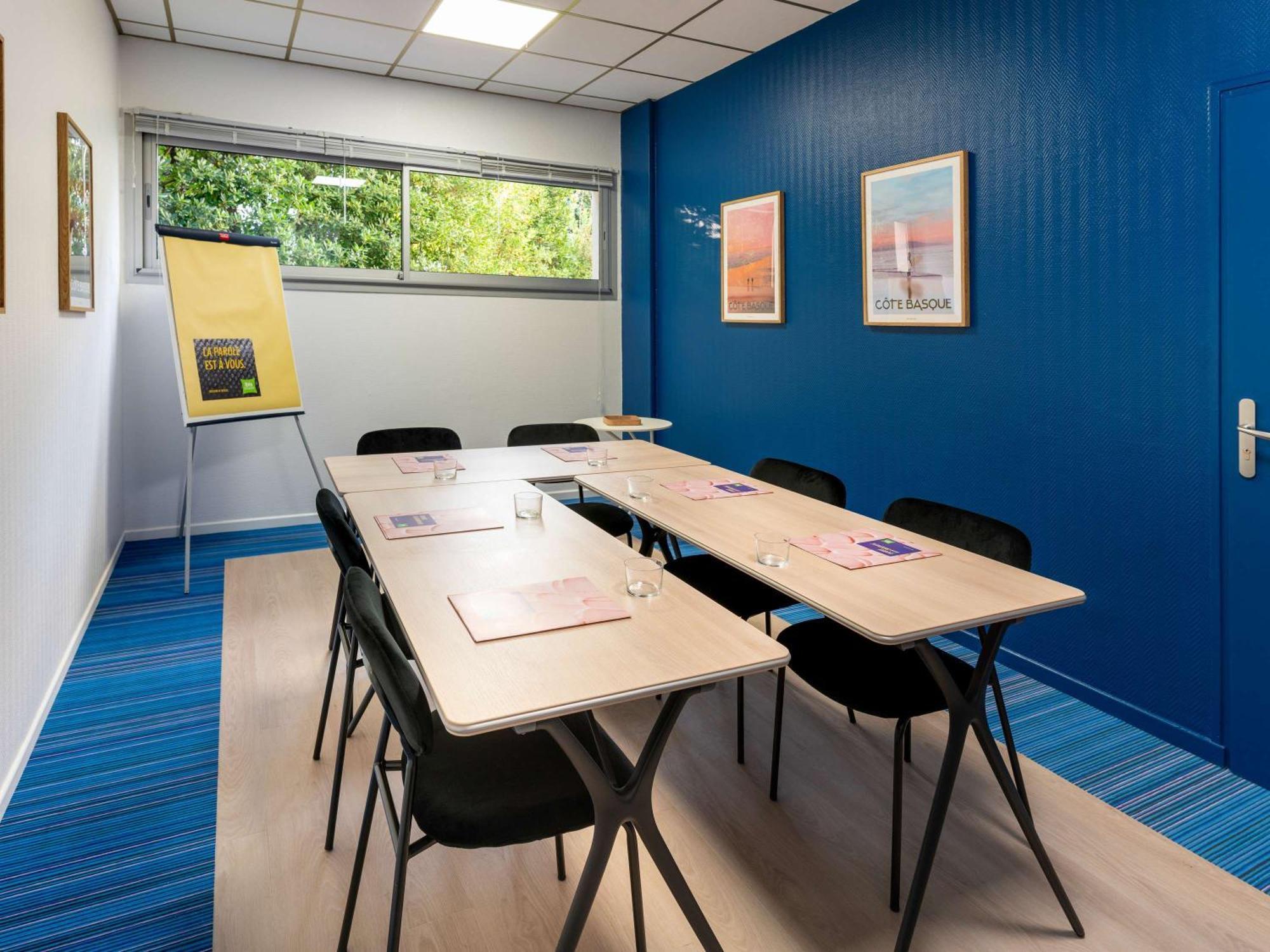 Ibis Styles Biarritz Plage Exterior photo